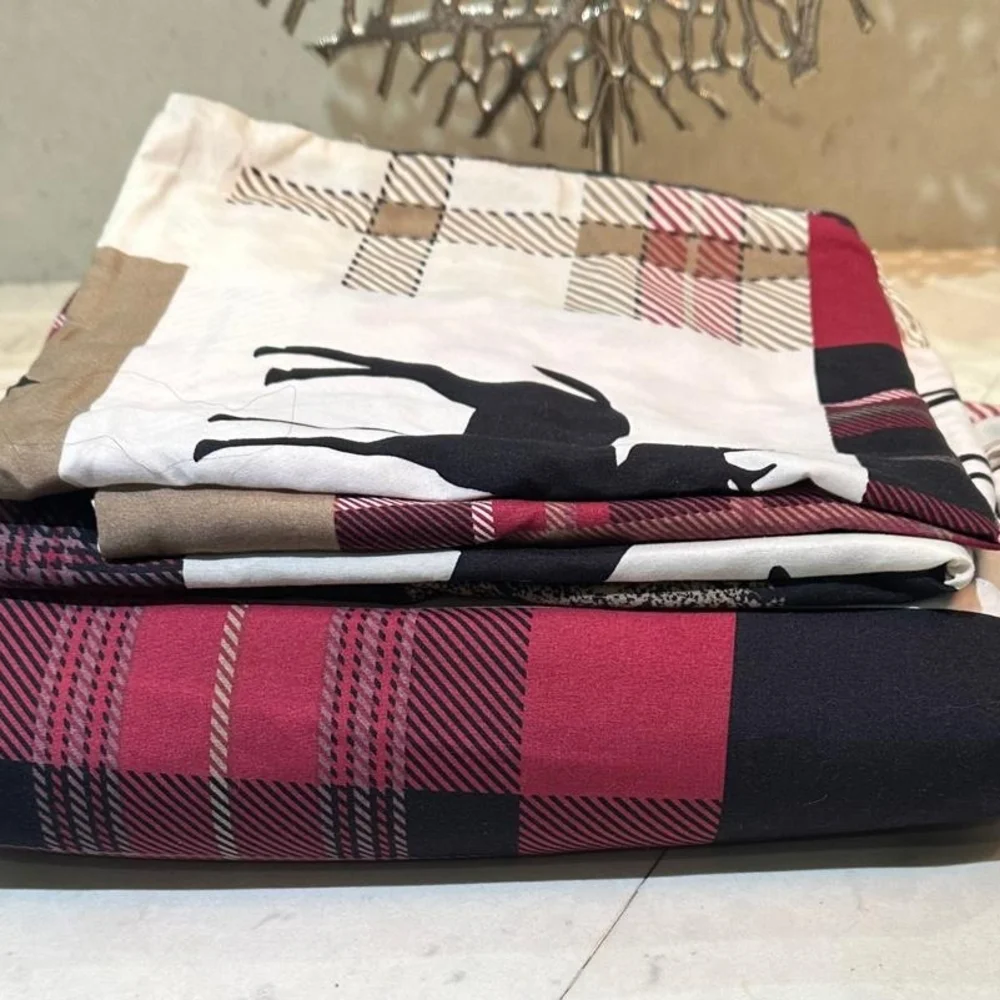 Duvet Cover Set / Rustic Forest Plaid Bedding Set - Burgundy
